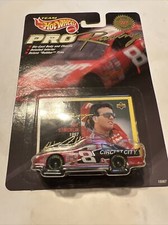 1997 Hot Wheels Pro Racing Short Track Hut Stricklin 8 Circuit City