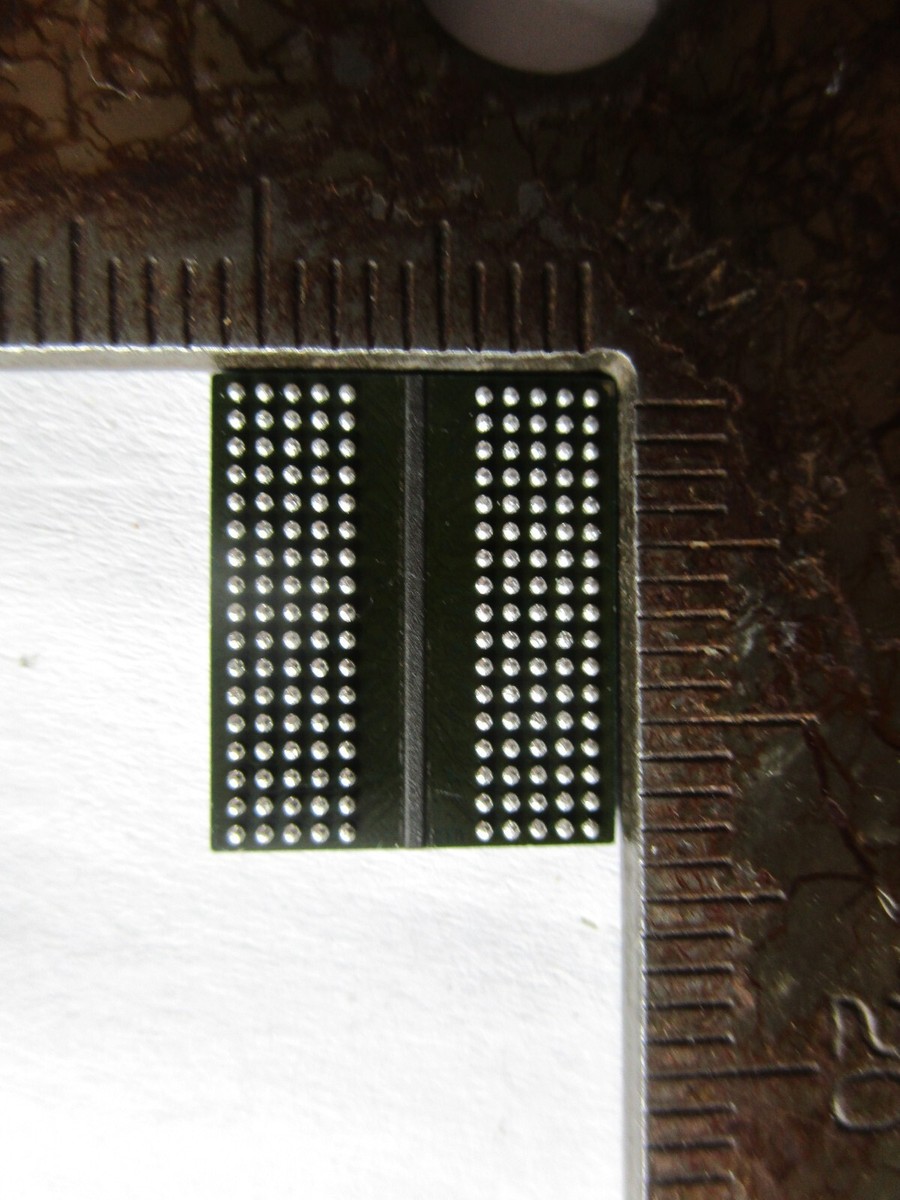 mdjjページ 1x New D95XD D9SXD MT51J256M32HF-70:A DDR5 FBGA170 IC Chip
