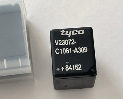 2x Stück Relais Original Siemens Tyco V23072 C1061 A309 Neu BMW, VW etc