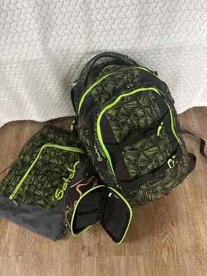 Satch Schulranzen Set, Match Green, mit Federmäppchen und Sportbeutel 