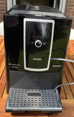 Nivona NICR 830 Typ 691 CafeRomatica Kaffeevollautomat Ersatzteilspender Defekt