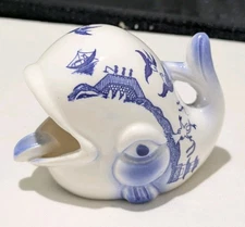 Vintage Mcm Whale Ashtray White Blue Willow Porcelain Lego Fine Quality Japan