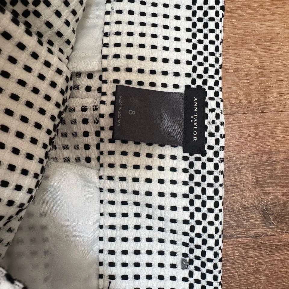 ANN TAYLOR Shorts Womens Size 8 Black White Geometric Print Modern Boho - Image 3 of 4