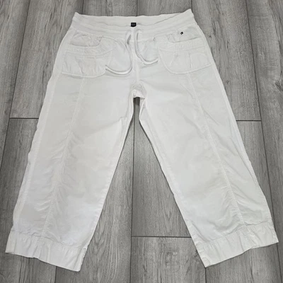 Tommy Hilfiger Women's 3/4 capri Shorts White tag size 10 waist 32inch - Image 1 of 4