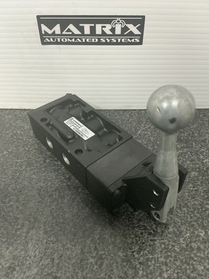 Norgren K71DA00KC0KL1 Pneumatic Lever Valve NEW OEM