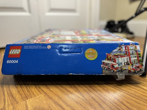 Lego City Fire Station 60004 2013 Everything Inside Still Sealed 100% Complete - Picture 4 of 8