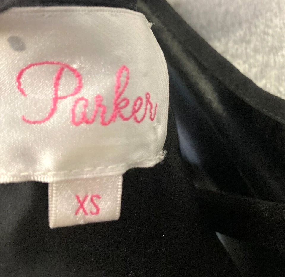 Camiseta sin mangas Parker negra con cuentas 100 % seda talla XS adornada por la noche Foto 3 de 4