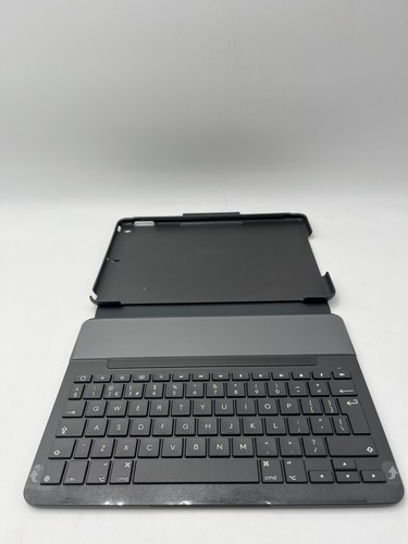 Logitech Slim Folio YR0077 for iPad 7, 8 & 9 (New in Box) - Bild 4 von 10