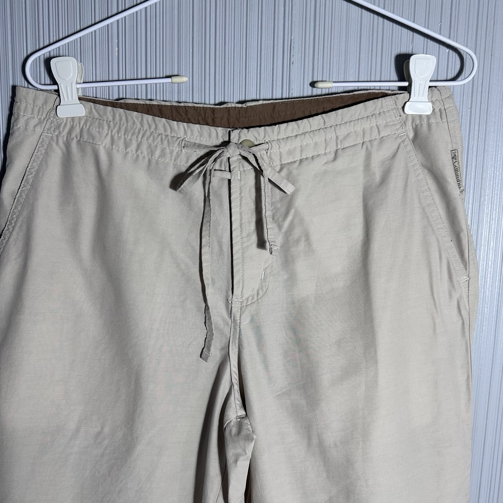 Columbia Tan Lightweight Capri Pants Women’s Small thumbnail 3
