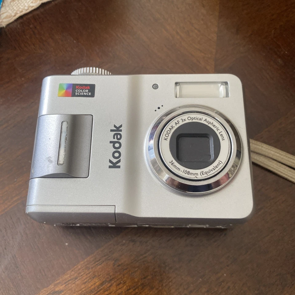 Kodak EasyShare C433 4.0MP AF no battery - Image 2 of 3