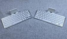 iPad Keyboard Docking Station Apple A1359 for 30-Pin iPad/iPod White Lot Of 2
