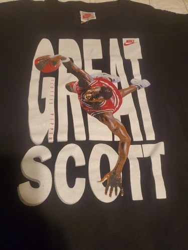 AMAZING VINTAGE 90'S NIKE SCOTTIE PIPPEN "GREAT SCOTT" T-SHIRT MEN'S SIZE LARGE - Picture 2 of 7