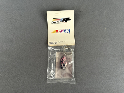 Photo File NASCAR #99 Jeff Burton 1995 Exide Thunderbird Keychain - Picture 4 of 8