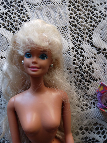 2 Vintage Mattel Barbie blonde Haare Malaysia & China + ein Puppenkopf - Bild 11 von 19