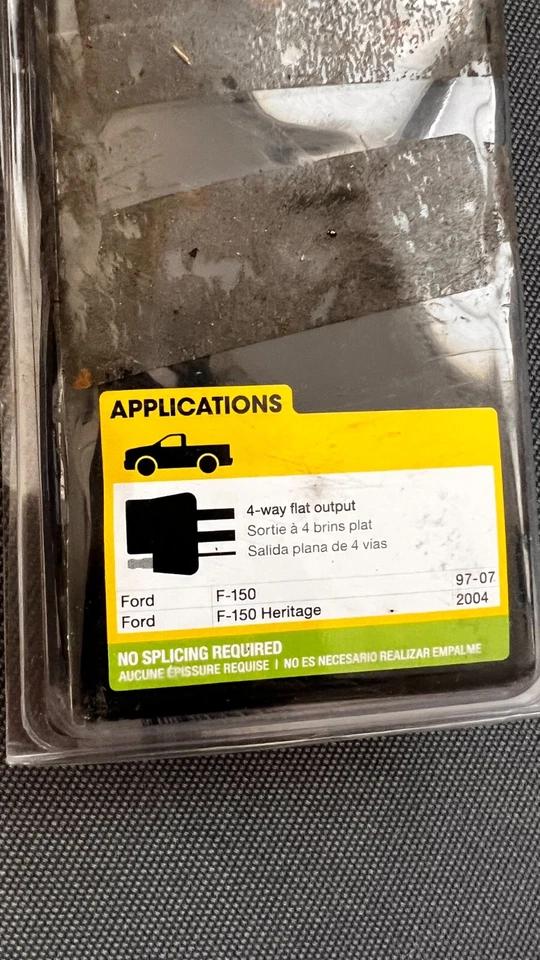 Curt 56031 定制线束 4 路扁平输出适用于福特 F150 / F150 Heritage — 第 2/4 张图片