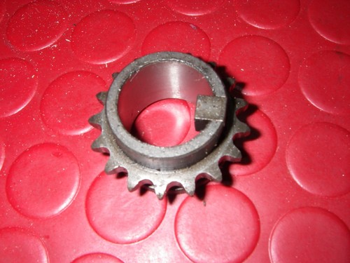 Zahnrad für Steuerkette auf Kurbelwelle SUZUKI GN 400