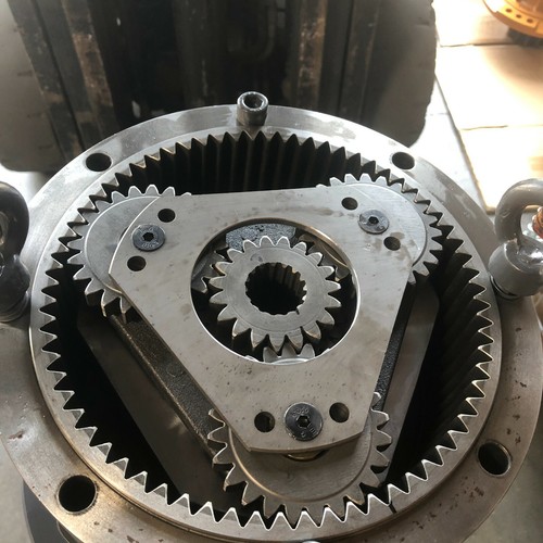16/19T Swing/Slewing Gearbox Reduction LN002340 for Case CX130 CX135 CX130B 9013 - Picture 5 of 6
