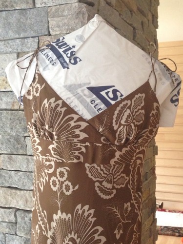 Nuevo con etiquetas Vestido Solero de Seda J Crew Midi - Marrón - Estampado Floral Marfil - Talla 10 - Imagen 2 de 10