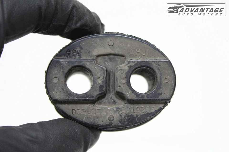 2004-2025 CHEVROLET MALIBU EXHAUST MUFFLER PIPE INSULATOR HANGER 22674119 OEM - Image 3 of 4