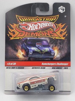 Hot Wheels 2009 - Dragstrip Demons 3/30 - Dodge Challenger Funny Car Ramchargers