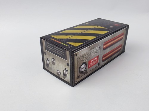 HOT WHEELS SDCC GHOSTBUSTERS ECTO-1 MINT IN BOX VERY NICE LB20 - Picture 2 of 13