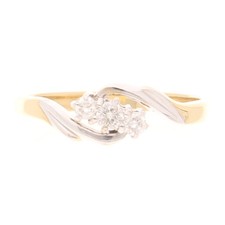 18Carat Yellow Gold 0.25ct Diamond Three-Stone Crossover Ring (Size S 1/2)