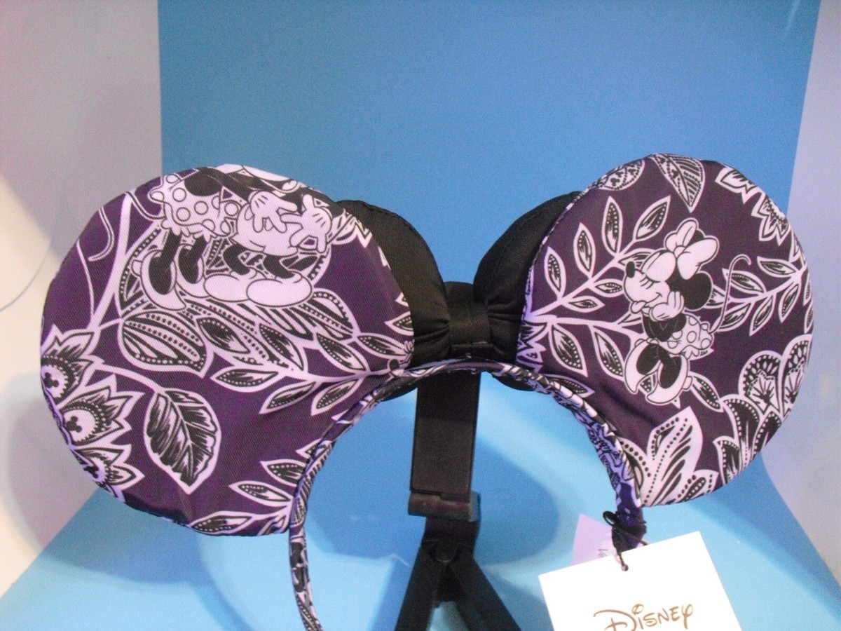 NWT Disney 2022 Vera Bradley Minnie Ears Mickey Mouse Flirty  display picture 1