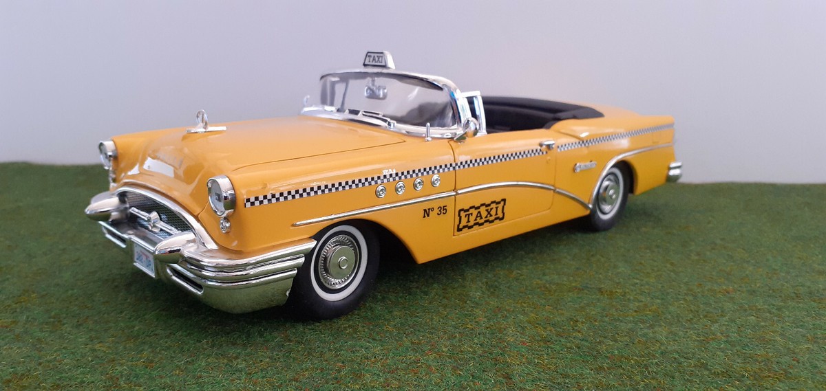 BUICK CENTURY cabriolet jaune TAXI 1955 1/18 MIRA 6132 voiture