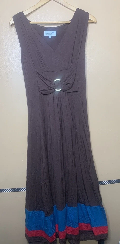 Completely Me by Liz Lange Women's XSmall Dress Maxi V Neck Brown Sleeveless - Image 4 of 4