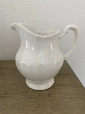 J. & G. Meakin Classic White Ironstone Creamer England 4.5" Vintage