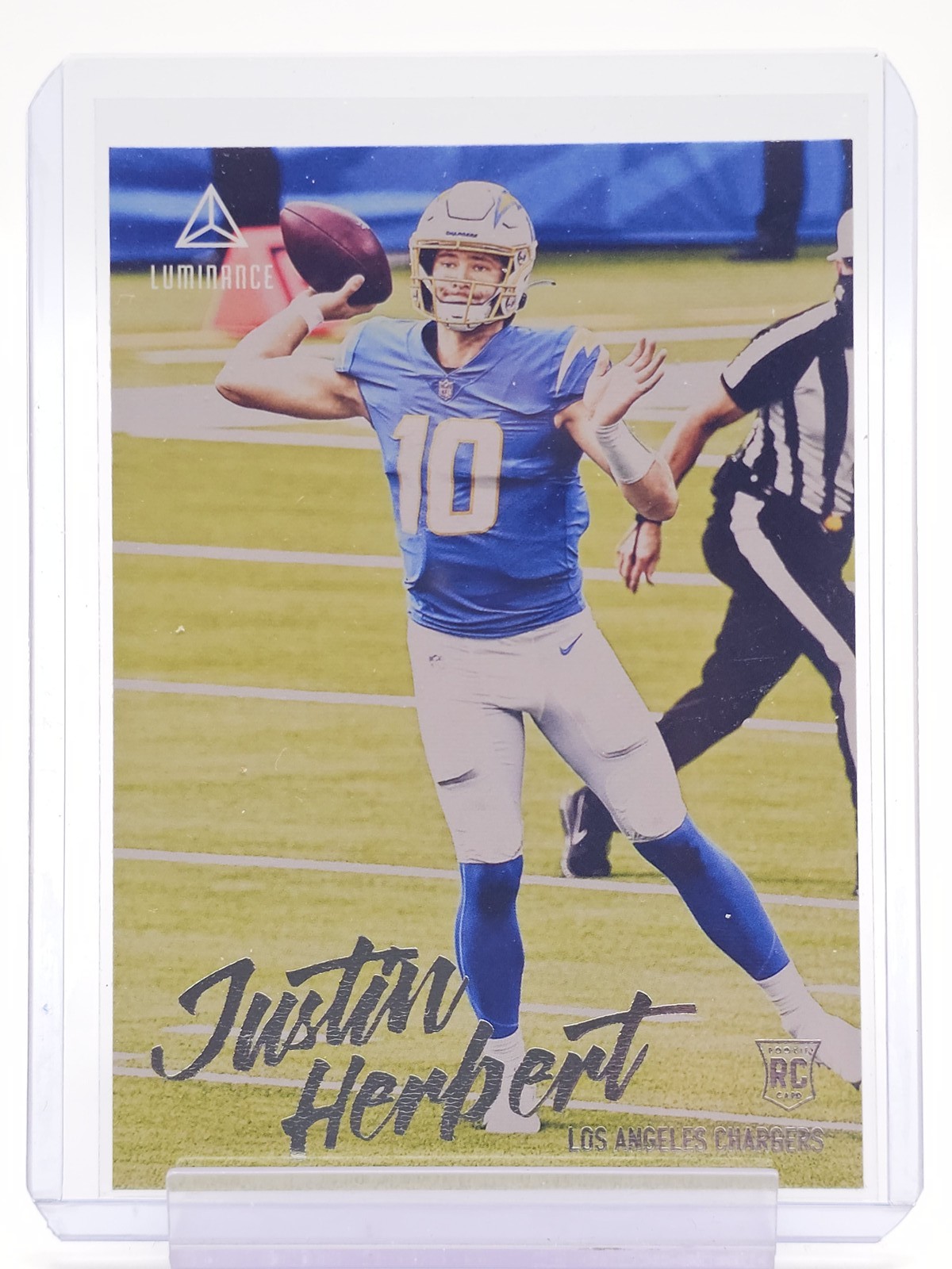 JUSTIN HERBERT 2020 CHRONICLES LUMINANCE ROOKIE #203 LOS ANGELES CHARGERS Q6988