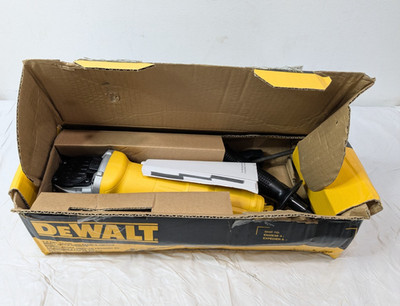 Dewalt Paddle Switch Small Angle Grinder Corded 7.5A 4.5'' Wheel Diam DWE4012