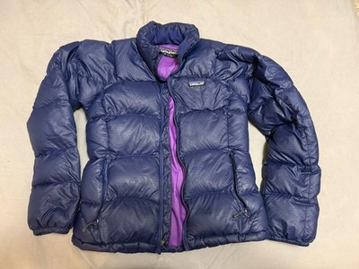 Patagonia Women s Dark Blue Puffer Down Jacket XS