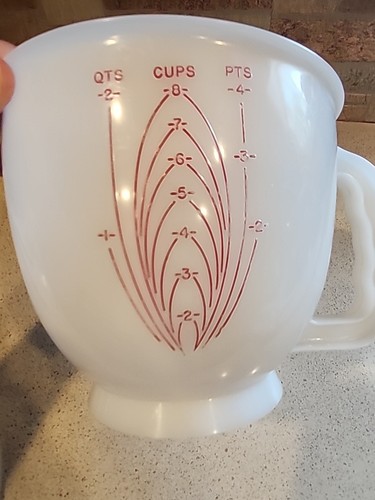 Tupperware Mix N Store 8-cup Liquid Measuring Pitcher With Lid - Picture 15 of 17