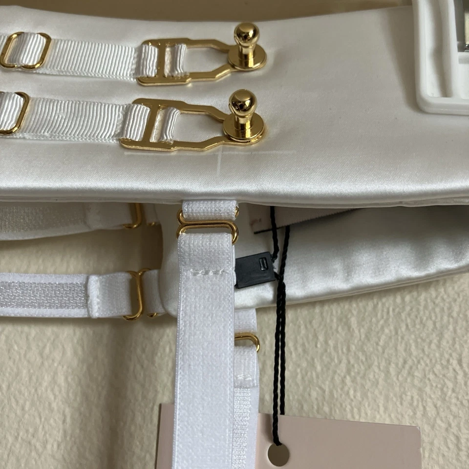 NUEVO LIGUERO TIRANTE SATINADO SATINADO BLANCO NUPCIAL NUEVO CON ETIQUETAS Foto 3 de 4