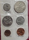 1981 Australia UC Coin Set in Red Royal Australian Mint Wallet OGP & USSR RUBAL — photo 3