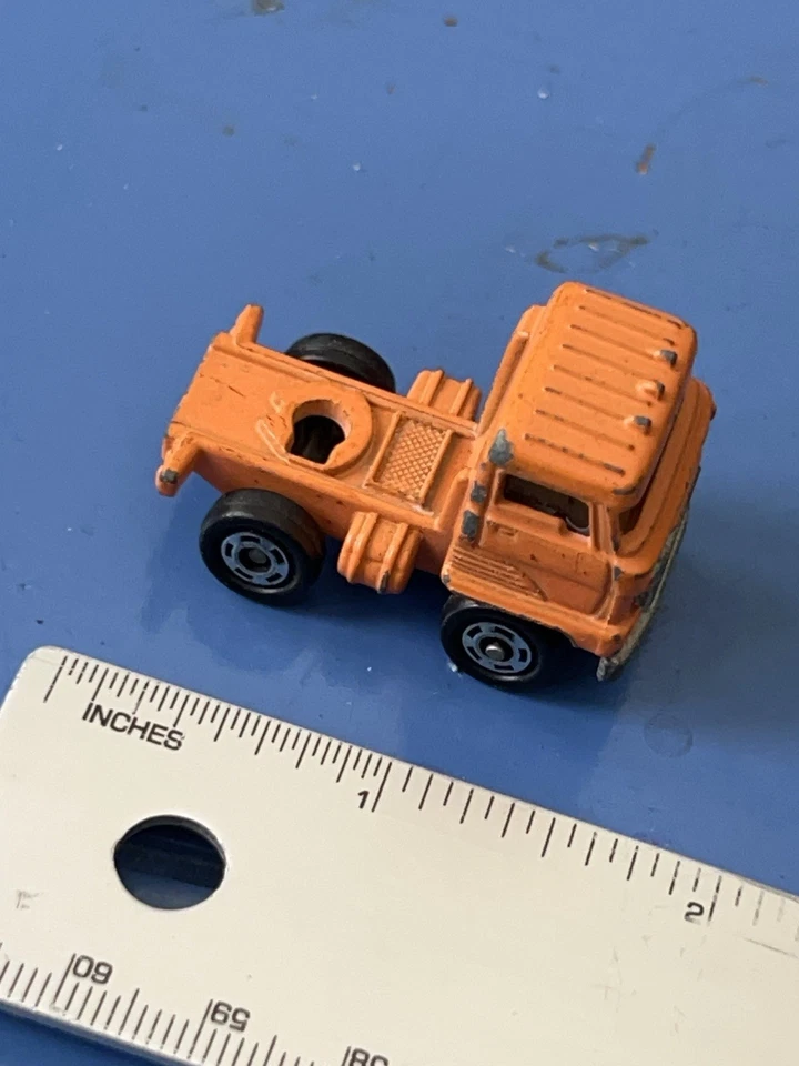 Semirremolque Tomica Die-Cast Metal Amino de 1980 NARANJA raro Foto 4 de 4