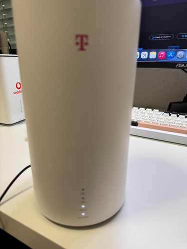 3 Xiaomi Magenta Internet 5G Box AX5400 – WiFi 6 – Unlocked – Prawie jak nowy - Zdjęcie 4 z 5
