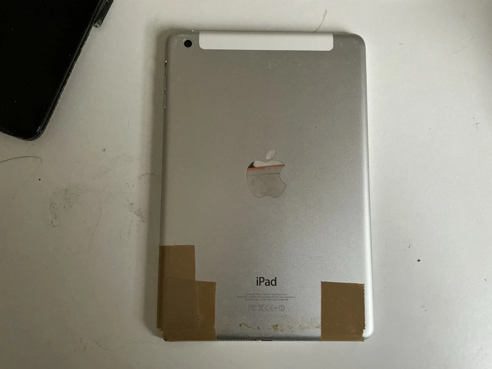 Apple iPad mini 1. Generation 16GB WiFi Spacegrau + Gebraucht - Bild 3 von 4