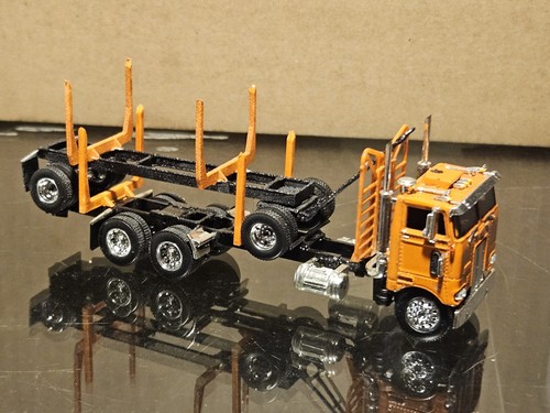 1/64 DCP First Gear Custom Peterbilt 352 DAYCAB LOG Truck Short Logger 22 - Picture 3 of 8