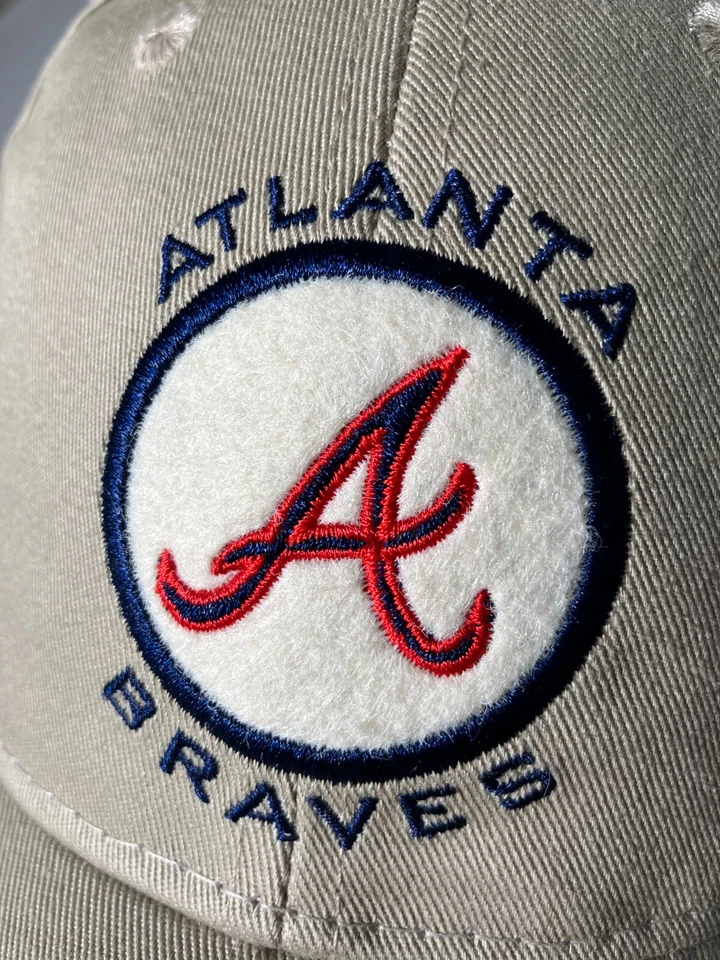 Gorra de béisbol Atlanta Braves espalda a presión oficial Drew Pearson talla única ajustable Foto 2 de 4