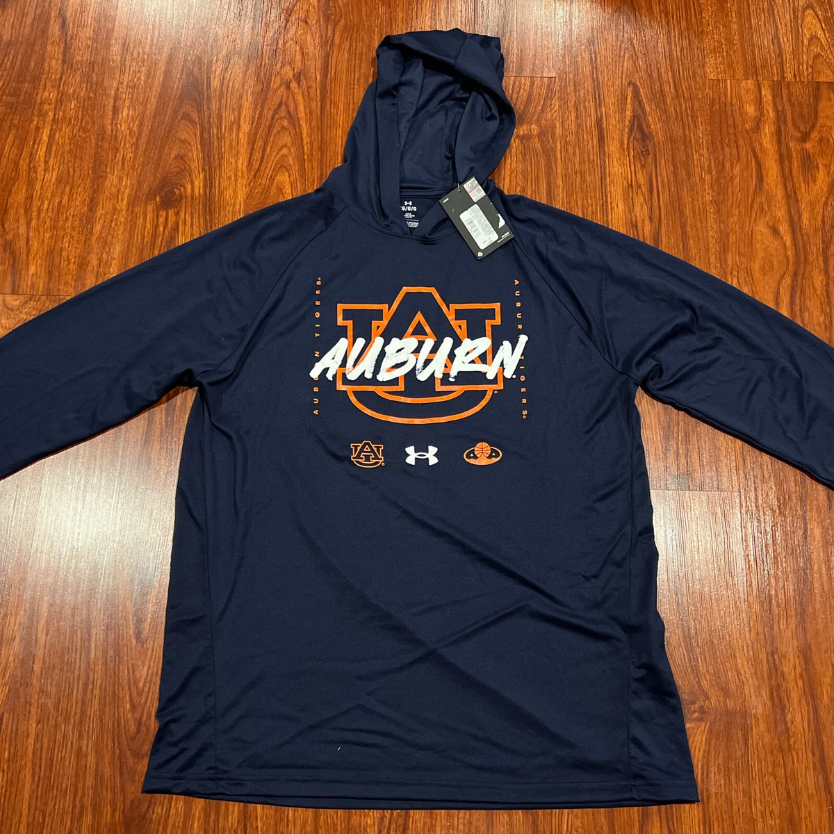 Under Armour Men s Auburn Tigers Long Sleeve Bench Hoodie Jersey