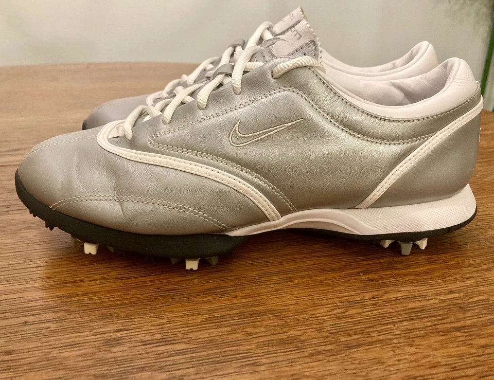 Nike Women’s Air Zoom Gem Golf Shoes Size 7 Silver Cleats Sport Athletic Girls - Image 3 of 4