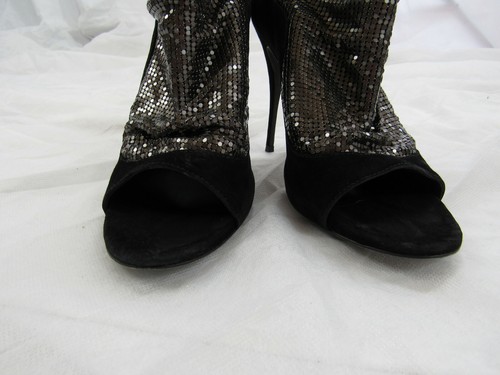 ELIZABETH AND JAMES Lena Black and Silver Suede Booties Size 9B - Picture 3 of 7