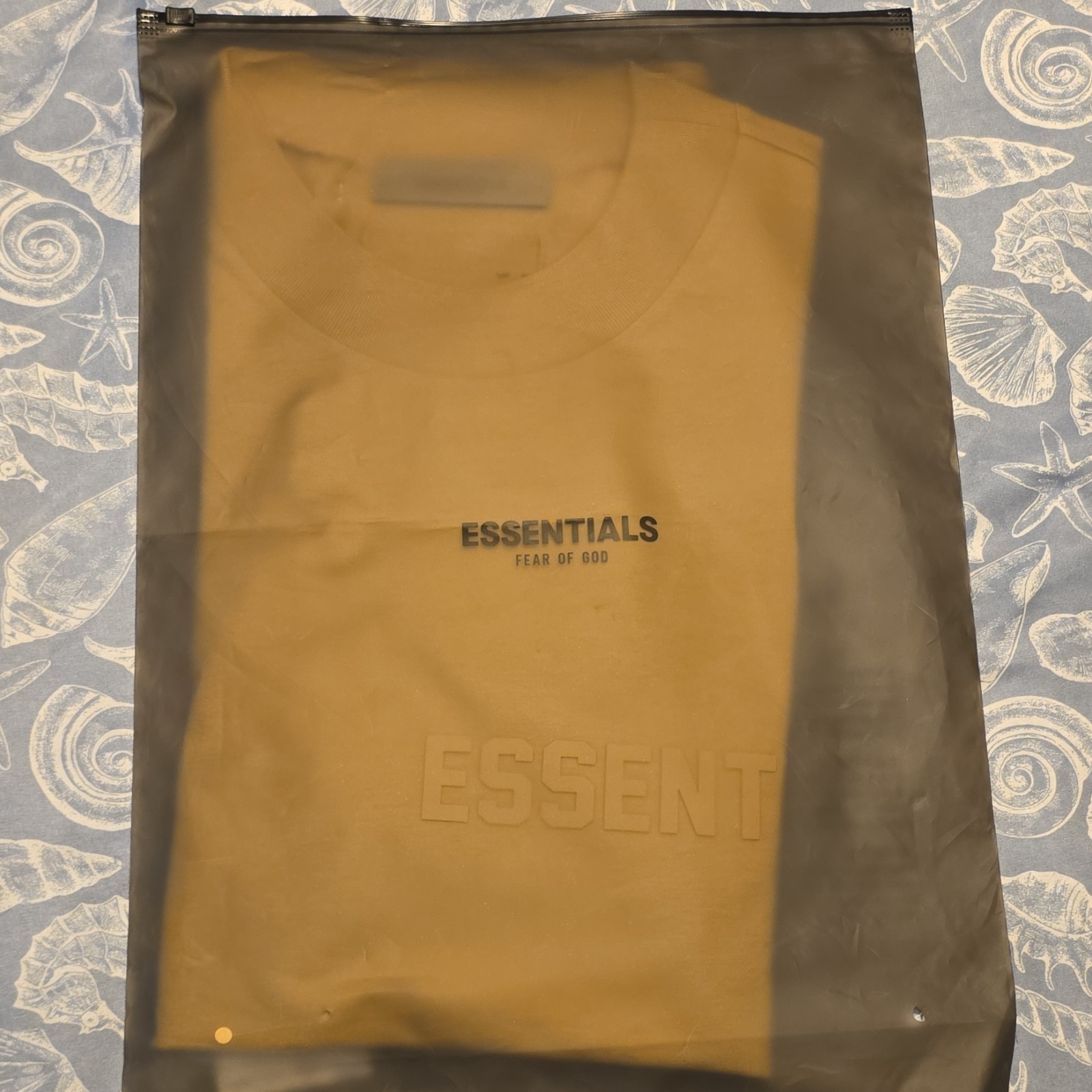 Fear of God Essentials Sand Logo Cotton Knit Crew Neck Men's T-Shirt Size L thumbnail 3