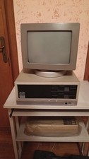 PC Vintage Olivetti M24 FUNZIONANTE con Tastiera, Stampante e Tavolo
