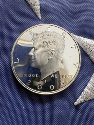 2000-S 90% Silver Kennedy Half Dollar Proof Like ￼