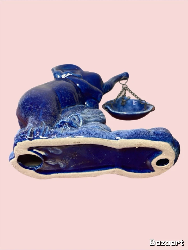 Calentador de aceite de cerámica Happy Baby Elephant té claro azul cobalto brillante Foto 3 de 3