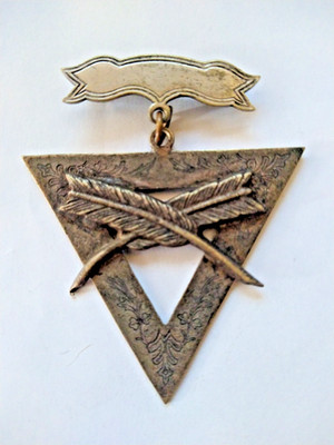 Antique Knights of Pythias Jewel, Inverted Triangle Crossed Quils, 1874 SS Davis