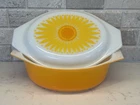 VTG PYREX Daisy/Sunflower Oval 1 1/2 Qt Ovenware Casserole W/Lid #043 excellent